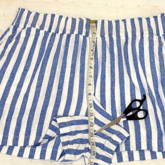 Sonoma Linen Shorts Women's L | Blue & White Striped | Lightweight Comfort | EUC - Picture 8 of 10
